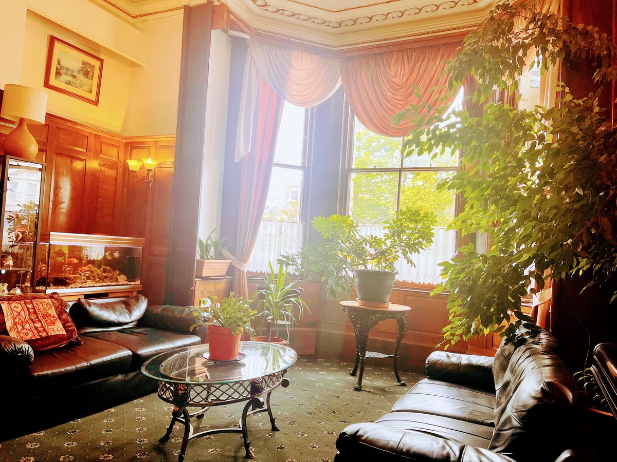 Riverside Hotel